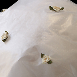 Designer Shower Caps - 
125 - Beige Roses (baby roses)